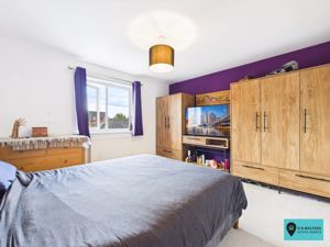 Bedroom- click for photo gallery